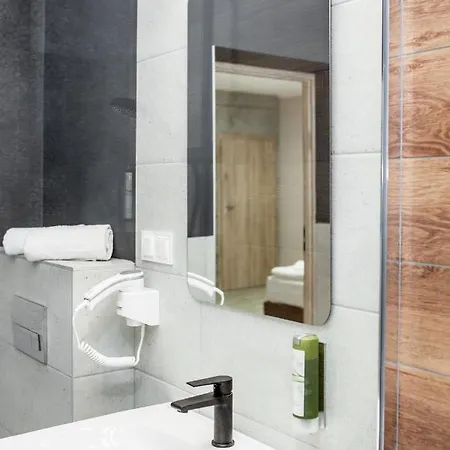 Bed & Breakfast Kamienica Morska 3*