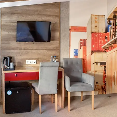 Kamienica Morska Bed & Breakfast