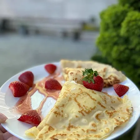 Alojamento de Acomodação e Pequeno-almoço Kamienica Morska Gdynia